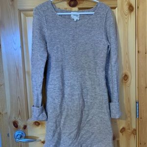 Wilfred free dress, size medium, soft sweater like material